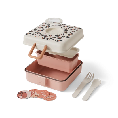 Snacky pink Leopard