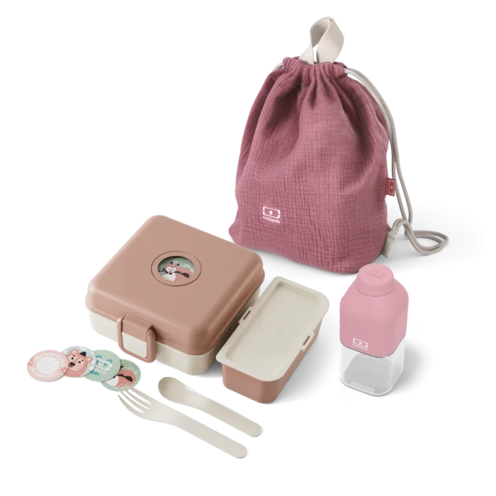 Snacky pink Moka set and its accessories