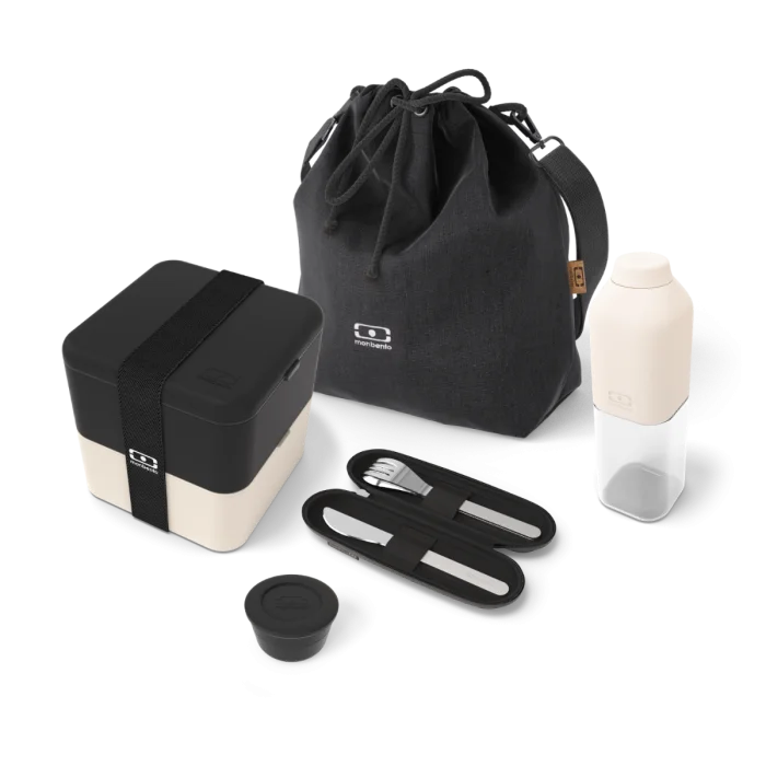 Set Square Cream/Onyx and its accessories
