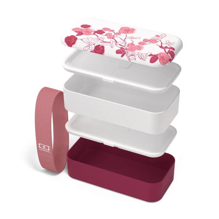 Gift Set graphic Magnolia