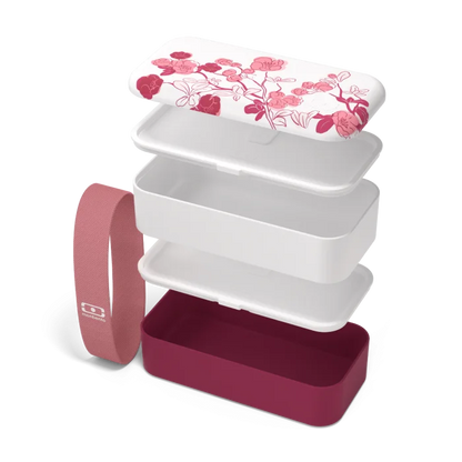 Gift Set graphic Magnolia