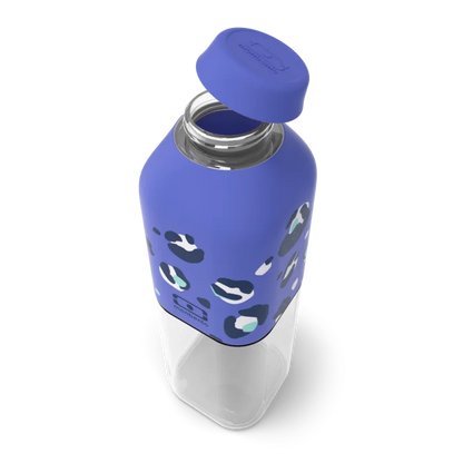 MB Positive M blue Leopard